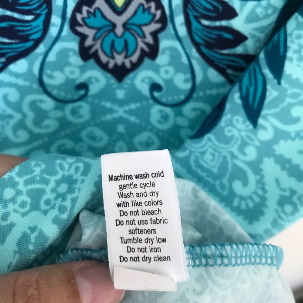 Athleta Tribal Printed Muscle Up Tank Top Blue - Picture 7 of 7